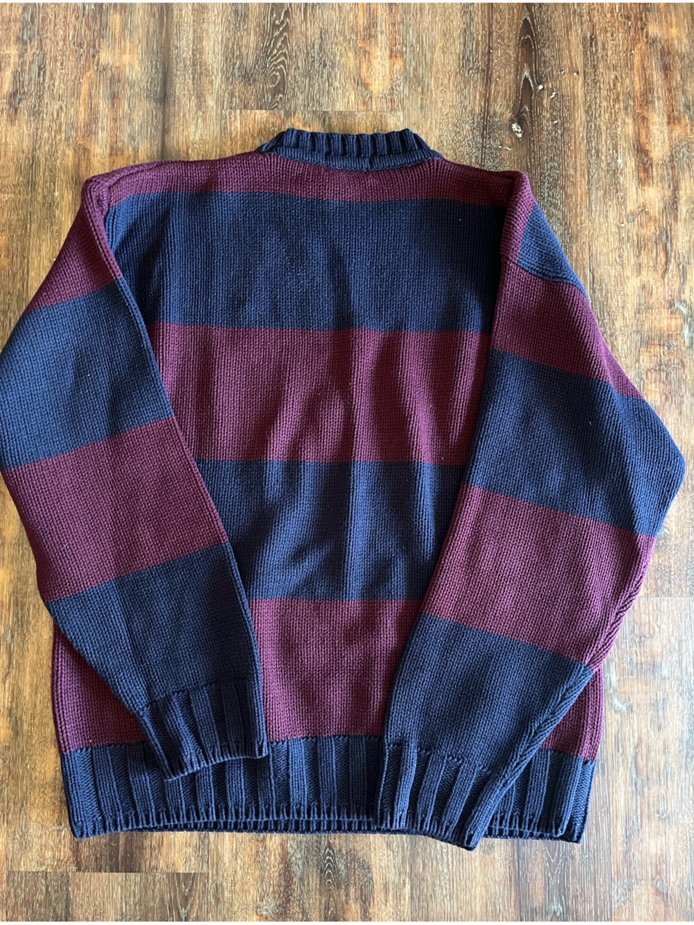 Vintage GANT Men's Navy and Burgundy and navy Striped Crewneck Sweater - Picture 6 of 7